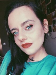 Binnur Şafak Nigiz Binnur Şafak Nigiz