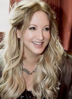 Leigh Bardugo Leigh Bardugo