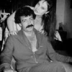 Kendi Halinde Yazar Kendi Halinde Yazar