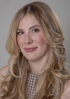 Emily Henry Emily Henry