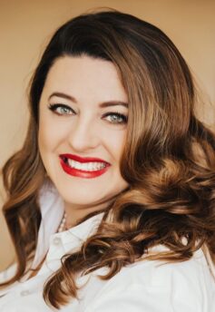 Lyssa Kay Adams Lyssa Kay Adams