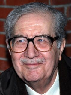 Turgut Özakman Turgut Özakman